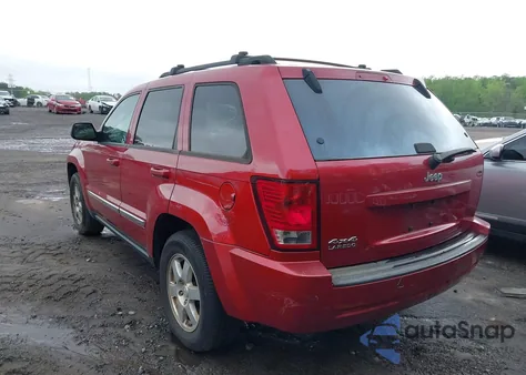 2010 Jeep Grand Cherokee Laredo z USA, uszkodzony, nr VIN 1J4PR4GK1AC120595